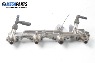 Fuel rail for Ford Mondeo Mk I 2.0 16V, 132 hp, station wagon, 5 doors, 1996