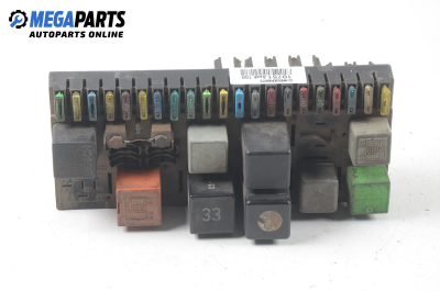 Fuse box for Audi 100 (C3) 1.8, 90 hp, station wagon, 5 doors, 1989