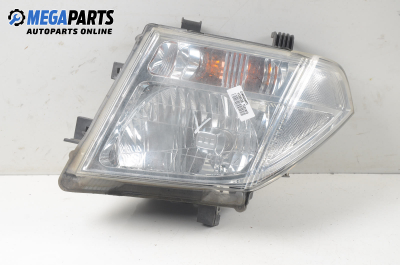 Far for Nissan Navara 2.5 dCi 4WD, 174 hp, pickup, 5 uși, 2008, position: stânga