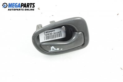 Inner handle for Hyundai Accent 1.5 16V, 99 hp, hatchback, 3 doors, 1998, position: right