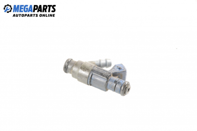 Gasoline fuel injector for Volkswagen Bora 2.0, 115 hp, sedan, 5 doors automatic, 2000