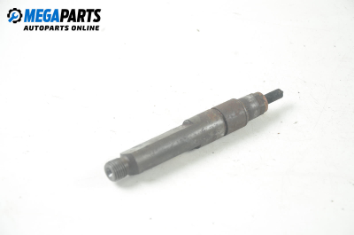 Diesel fuel injector for Renault Megane Scenic 1.9 dTi, 98 hp, minivan, 5 doors, 1998