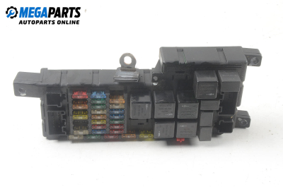 Fuse box for Volvo XC90 2.4 D, 163 hp, station wagon, 5 doors automatic, 2003