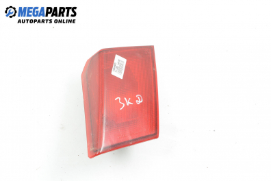 Innere bremsleuchte for Mitsubishi Lancer 1.3 12V, 75 hp, sedan, 1996, position: rechts
