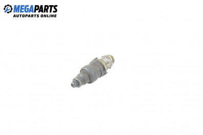 Gasoline fuel injector for Audi A4 (B5) 1.6, 100 hp, sedan, 5 doors, 1995