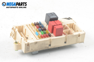 Fuse box for Fiat Stilo 1.9 JTD, 80 hp, hatchback, 3 doors, 2002