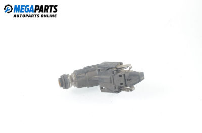 Duza benzină for Volkswagen Polo (6N/6N2) 1.0, 50 hp, hatchback, 1999