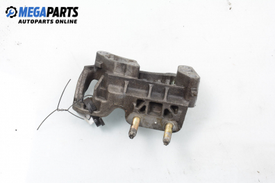 Engine mount bracket for Mazda 3 1.6 DI Turbo, 109 hp, sedan, 2005
