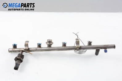 Fuel rail for Land Rover Discovery III (L319) 4.4, 299 hp, suv automatic, 2005
