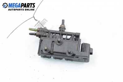 Supapă suspensie pneumatică for Land Rover Discovery III (L319) 4.4, 299 hp, suv automatic, 2005 № RVH000055