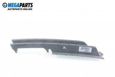 Gitter im stoßstange for BMW 3 (E46) 2.0 d, 150 hp, combi, 2001, position: vorderseite