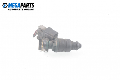 Gasoline fuel injector for Audi A3 (8L) 1.6, 101 hp, hatchback, 2000