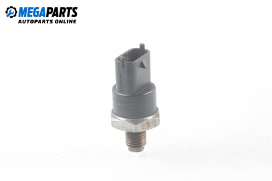 Sensor kraftstoffdruck for Renault Megane II 1.9 dCi, 120 hp, combi, 2004 № Bosch 0 281 000 522