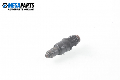 Gasoline fuel injector for Mercedes-Benz CLK-Class 208 (C/A) 2.3 Kompressor, 193 hp, coupe, 1997
