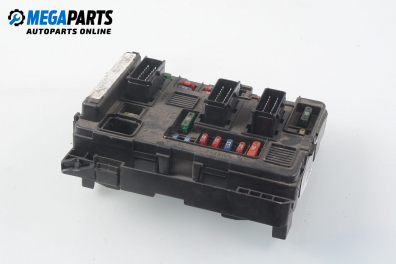 Fuse box for Citroen C5 3.0, 207 hp, station wagon automatic, 2003
