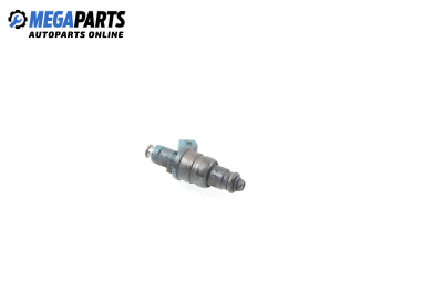 Gasoline fuel injector for Audi A4 (B5) 1.6, 100 hp, station wagon, 1997