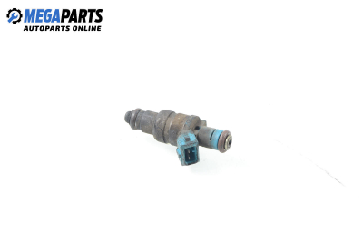 Gasoline fuel injector for Audi A4 (B5) 1.6, 100 hp, station wagon, 1997