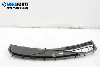 Capac sub ștergătoare for Mercedes-Benz S-Class W220 3.2 CDI, 197 hp, sedan automatic, 2000