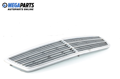 Grilă for Mercedes-Benz C-Class 203 (W/S/CL) 1.8 Kompressor, 163 hp, sedan automatic, 2004, position: fața