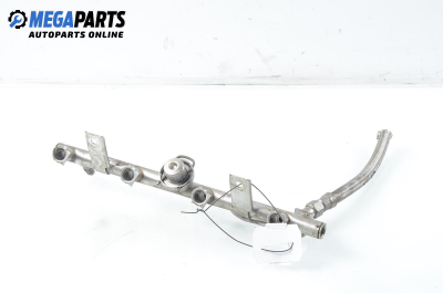 Fuel rail for Mercedes-Benz C-Class 203 (W/S/CL) 1.8 Kompressor, 163 hp, sedan automatic, 2004