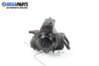 Diesel injection pump for Mercedes-Benz C-Class 203 (W/S/CL) 2.2 CDI, 116 hp, station wagon, 2002 № Bosch 0 445 010 008