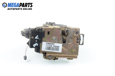 Schloss for Volkswagen Passat (B5; B5.5) 1.6, 101 hp, sedan, 1997, position: links, rückseite