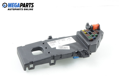 Fuse box for Opel Vectra C 3.0 V6 CDTI, 177 hp, station wagon automatic, 2004 № 13181983