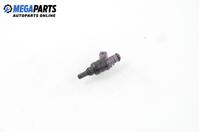 Gasoline fuel injector for Mercedes-Benz C-Class 203 (W/S/CL) 2.0 Kompressor, 163 hp, station wagon automatic, 2001