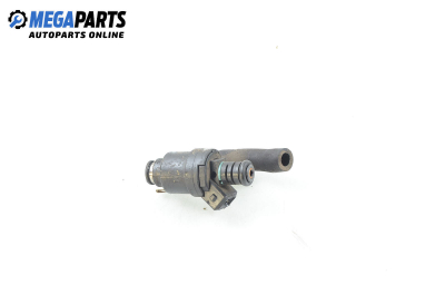 Gasoline fuel injector for BMW 3 (E46) 1.9, 118 hp, station wagon, 2000