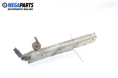 Benzin-einspritzleiste for Honda Civic VI 1.4 iS, 90 hp, hecktür, 1998