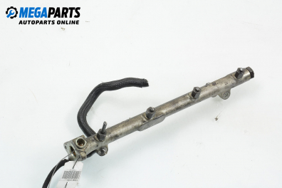 Rampă combustibil for Mercedes-Benz C-Class 203 (W/S/CL) 2.2 CDI, 143 hp, sedan, 2002