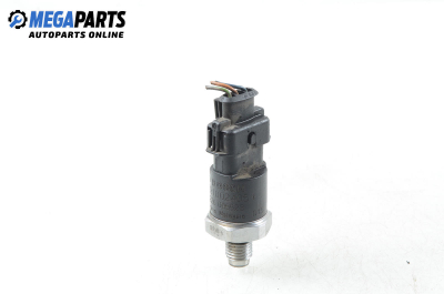 Senzor presiune combustibil for Alfa Romeo 156 1.9 JTD, 115 hp, combi, 2002