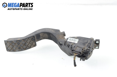 Throttle pedal for Volkswagen Passat IV Sedan B5.5 (10.2000 - 12.2005), № 8D1 721 523 F