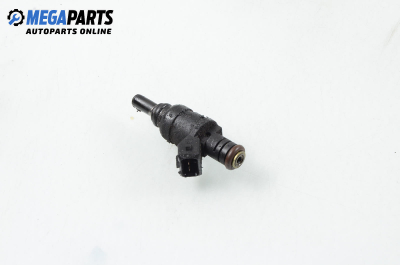 Gasoline fuel injector for Volkswagen Golf IV 1.8, 125 hp, hatchback, 1998