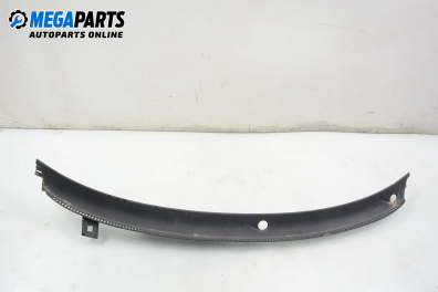 Capac sub ștergătoare for Volkswagen Passat (B5; B5.5) 1.9 TDI, 115 hp, sedan, 2000