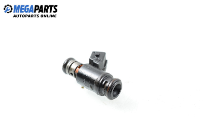 Gasoline fuel injector for Volkswagen Golf IV 2.8 VR6, 177 hp, hatchback, 2002