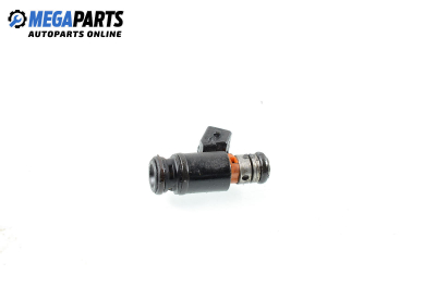 Gasoline fuel injector for Volkswagen Golf IV 2.8 VR6, 177 hp, hatchback, 2002