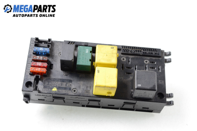 Fuse box for Mercedes-Benz E-Class 210 (W/S) 2.2 CDI, 125 hp, station wagon, 1999 № 0025452701