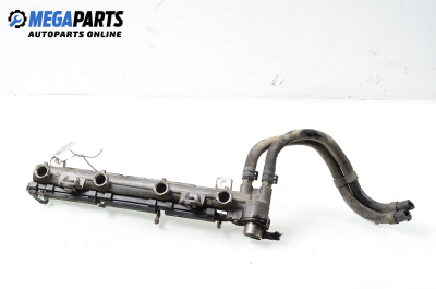 Rampă combustibil for Volkswagen Bora 1.6 16V, 105 hp, sedan, 2000