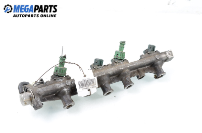 Fuel rail with injectors for Renault Espace III 2.0, 114 hp, minivan, 1998