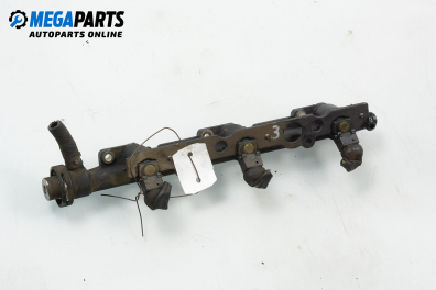 Fuel rail with injectors for Renault Espace III 3.0 V6 24V, 190 hp, minivan automatic, 1999