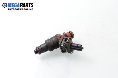 Benzineinspritzdüse for Mercedes-Benz C-Klasse 202 (W/S) 1.8, 122 hp, combi, 1997