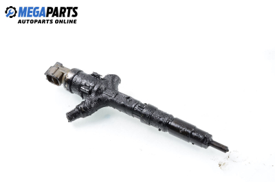 Diesel fuel injector for Toyota Corolla Verso 2.0 D-4D, 90 hp, minivan, 2002