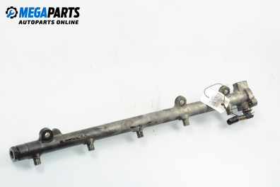 Fuel rail for Mercedes-Benz C-Class 203 (W/S/CL) 2.7 CDI, 170 hp, station wagon, 2002