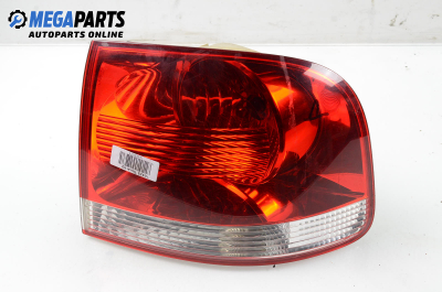 Tail light for Volkswagen Touareg 2.5 TDI, 174 hp, suv automatic, 2004, position: right