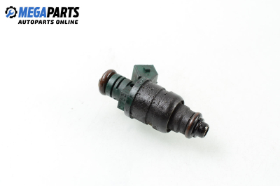 Gasoline fuel injector for Audi A3 (8L) 1.6, 101 hp, hatchback, 1997