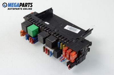 Fuse box for Mercedes-Benz S-Class W220 5.0, 306 hp, sedan automatic, 2001