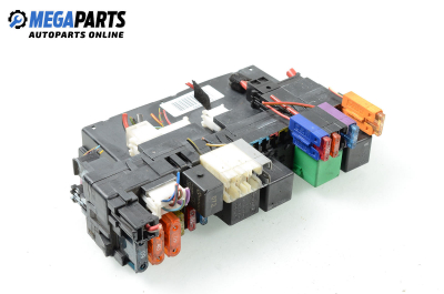 Fuse box for Mercedes-Benz S-Class W220 4.3, 279 hp, sedan automatic, 1999