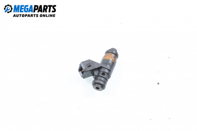 Gasoline fuel injector for Renault Megane I 1.4 16V, 95 hp, station wagon, 2002