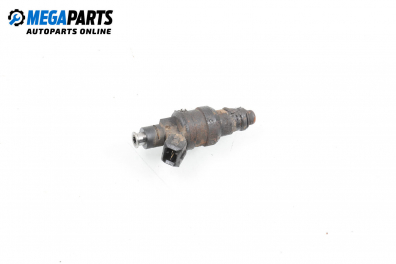 Gasoline fuel injector for Audi A4 (B5) 1.8 Quattro, 125 hp, sedan, 1995